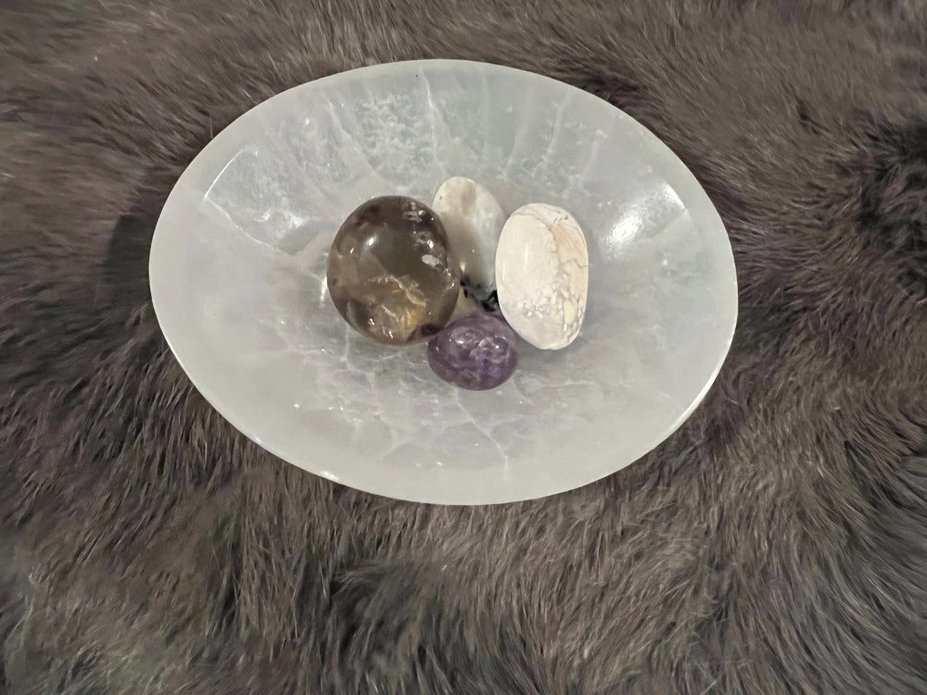 Sleep Crystal Kit: Amethyst, Howlite, Quartz & Moonstone Tumbles