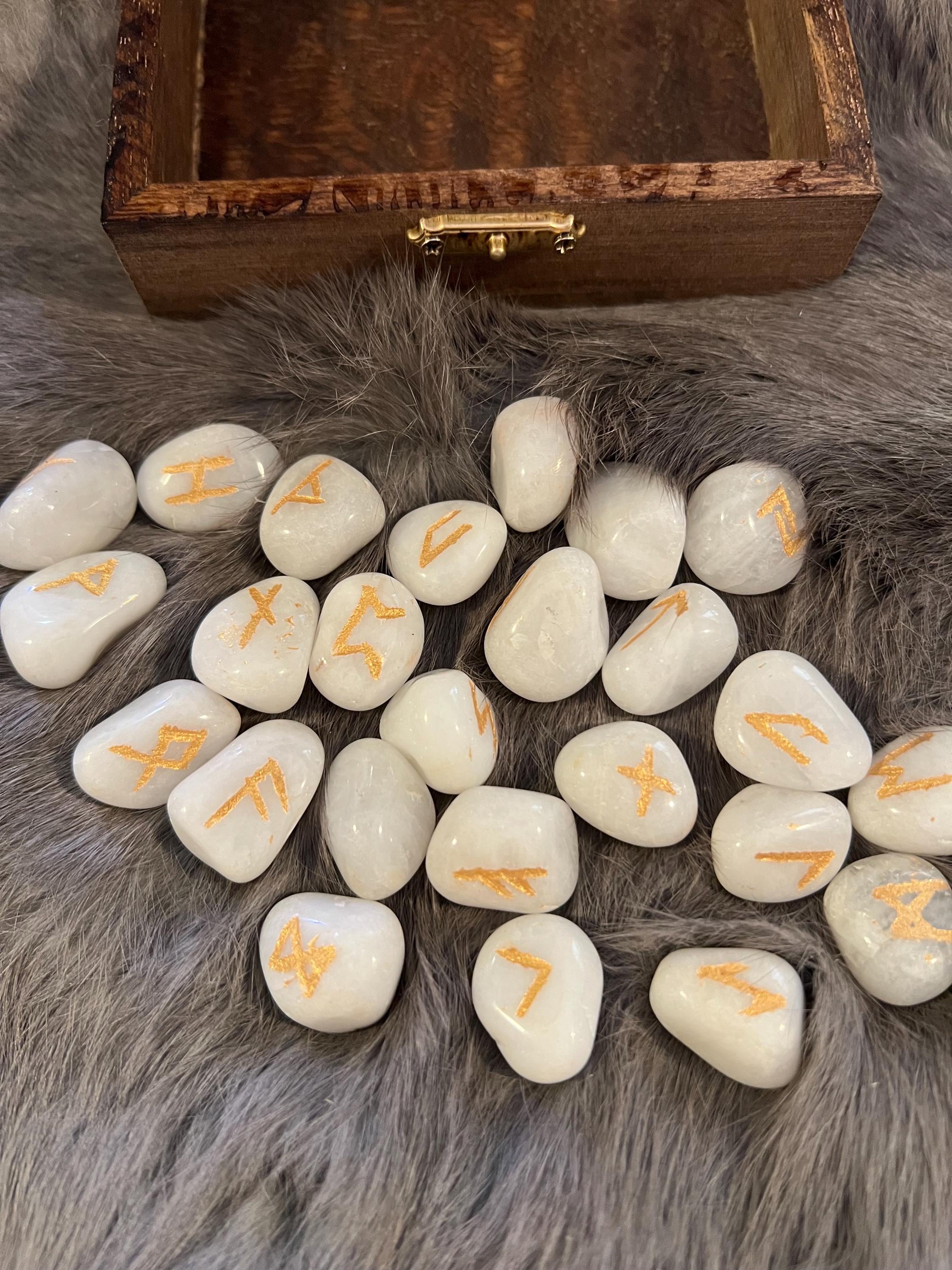 Quartz Elder Futhark Rune Set – Viking Divination Runes with Vegvisir Box