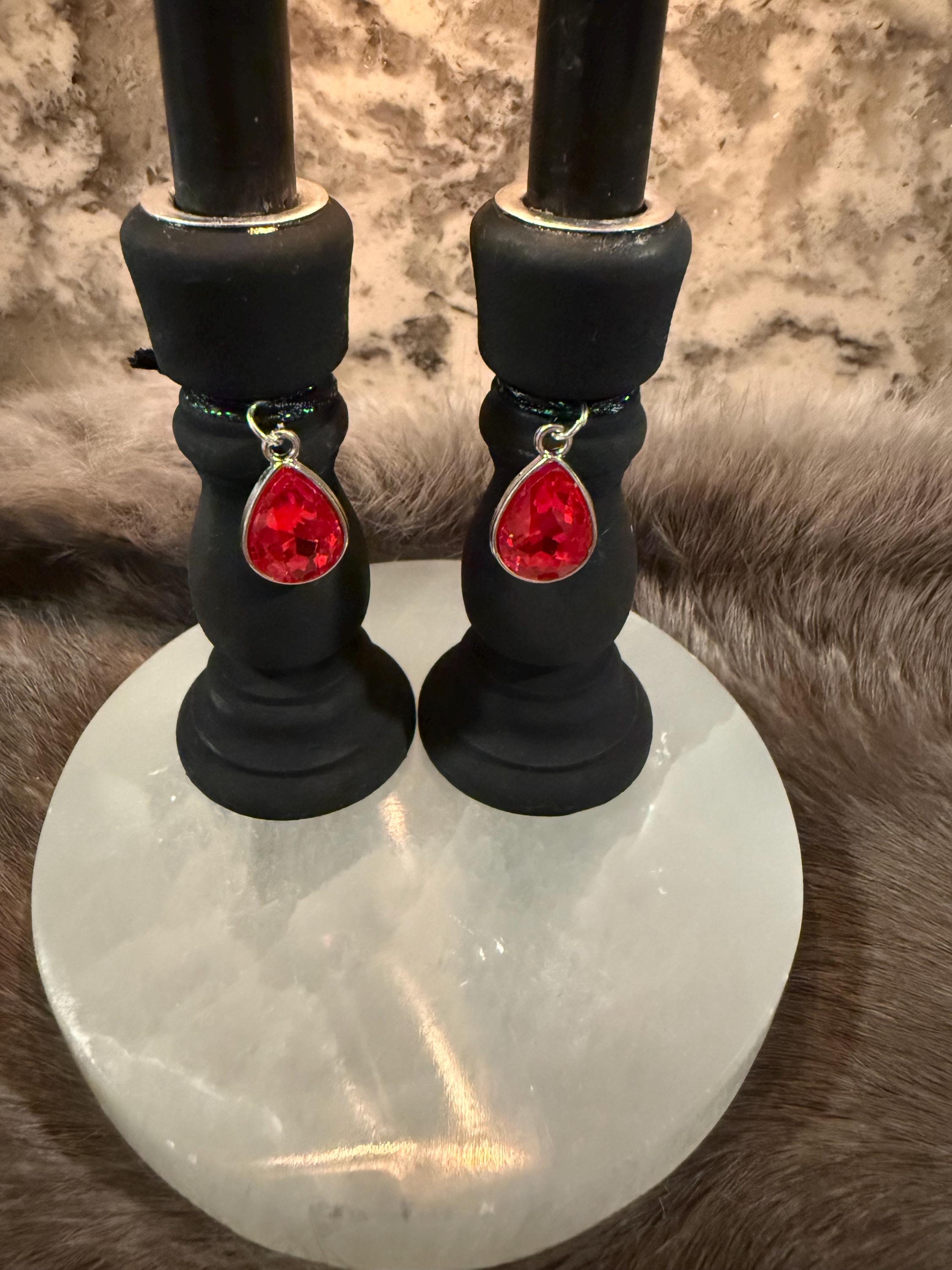 Lillith: Diety Chime Candle Holder Set