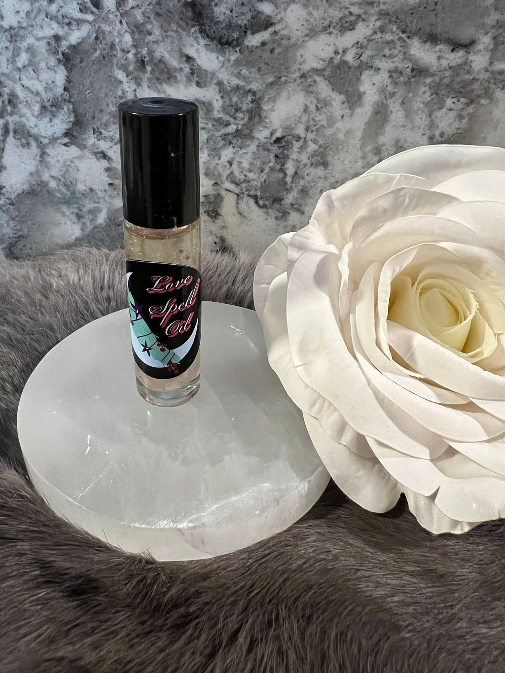 Rose Quartz Love Spell Oil – Herb Infused Attraction Oil