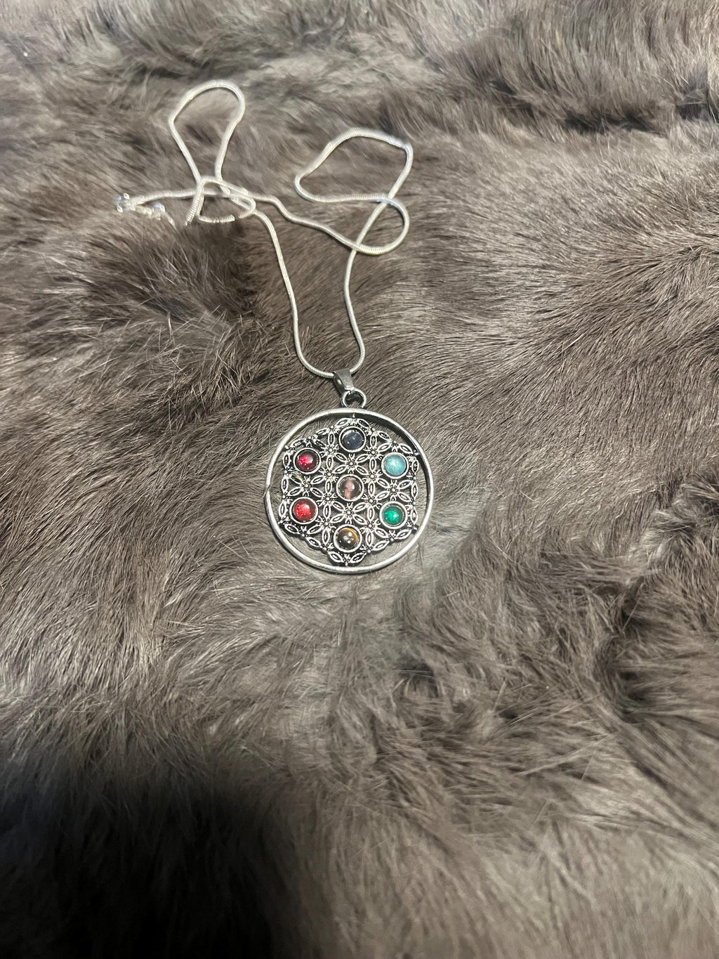 Flower of Life Crystal Grid Necklace: Gemstone Cabochan Pendant