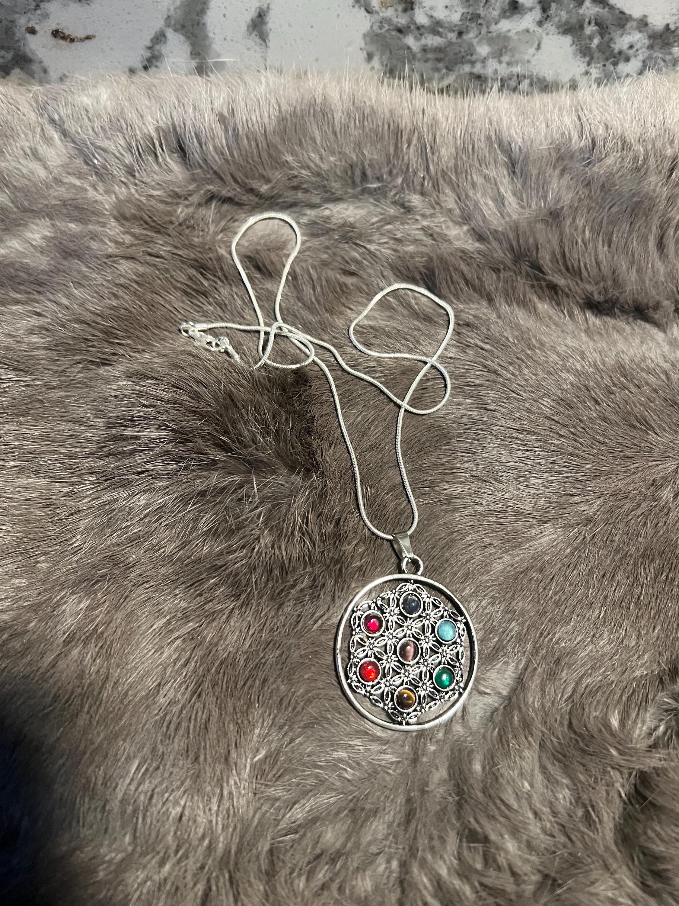 Flower of Life Crystal Grid Necklace: Gemstone Cabochan Pendant