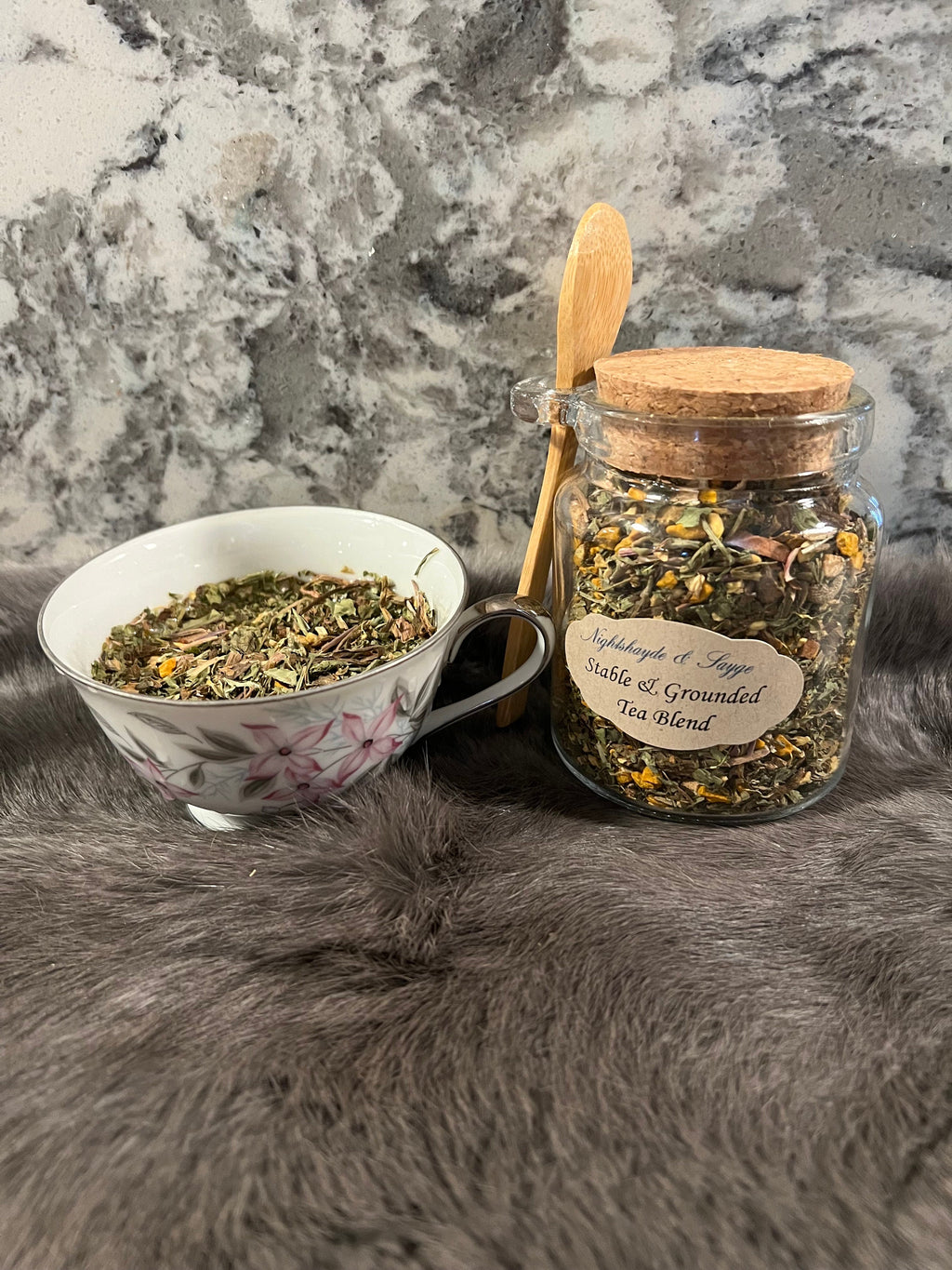 Organic Grounding Herbal Tea: Dandelion Root, Burdock, Ginger - 10oz Jar