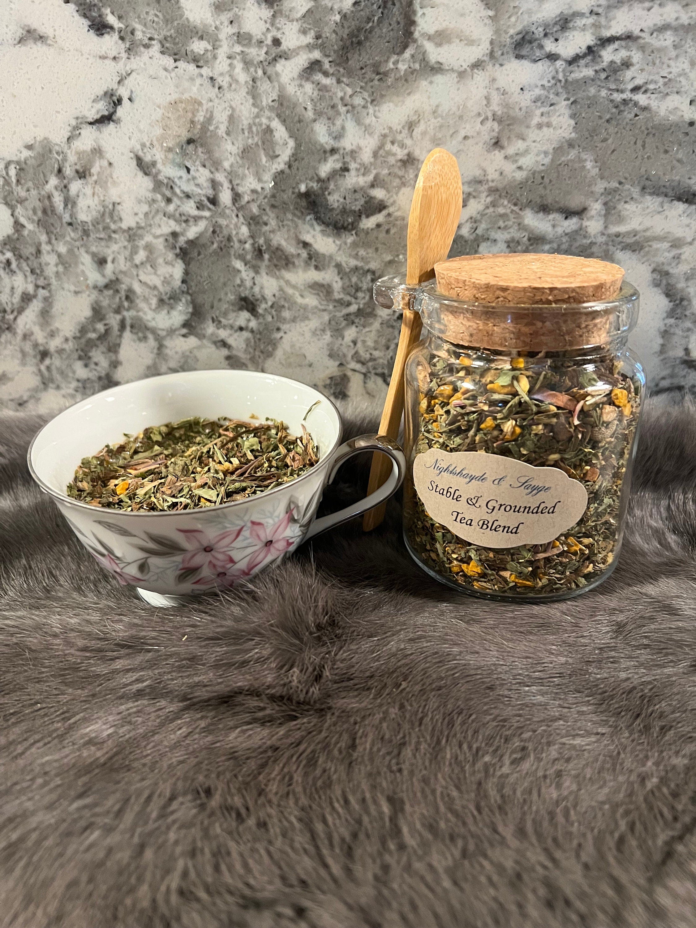 Organic Grounding Herbal Tea: Dandelion Root, Burdock, Ginger - 10oz Jar
