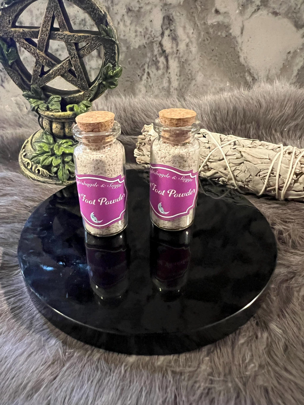 Hot Foot Powder: Hoodoo Offensive Magic - B*tch Be Gone