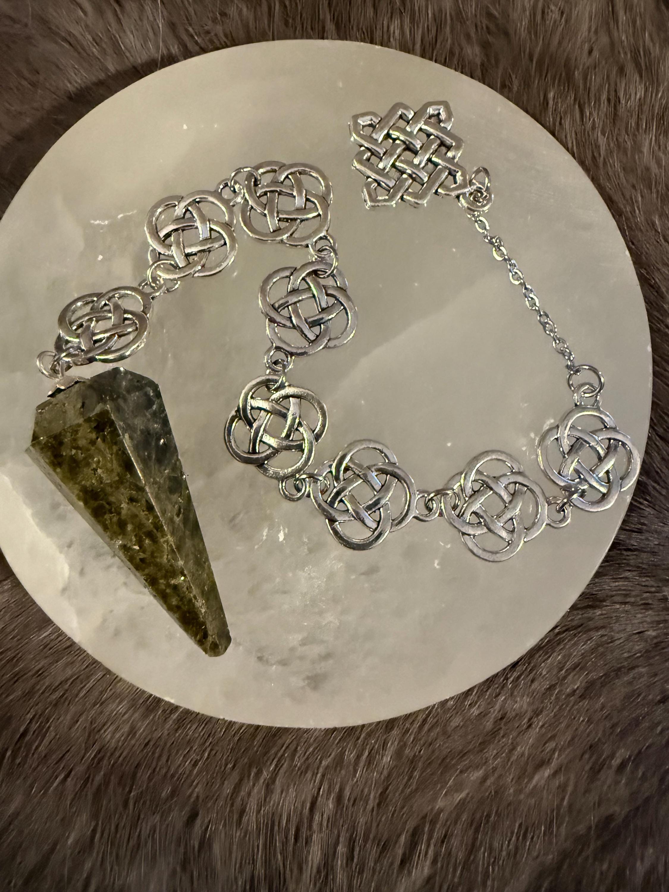 Green Tourmaline Pendulum: Beaded Celtic Knot Divination Tool