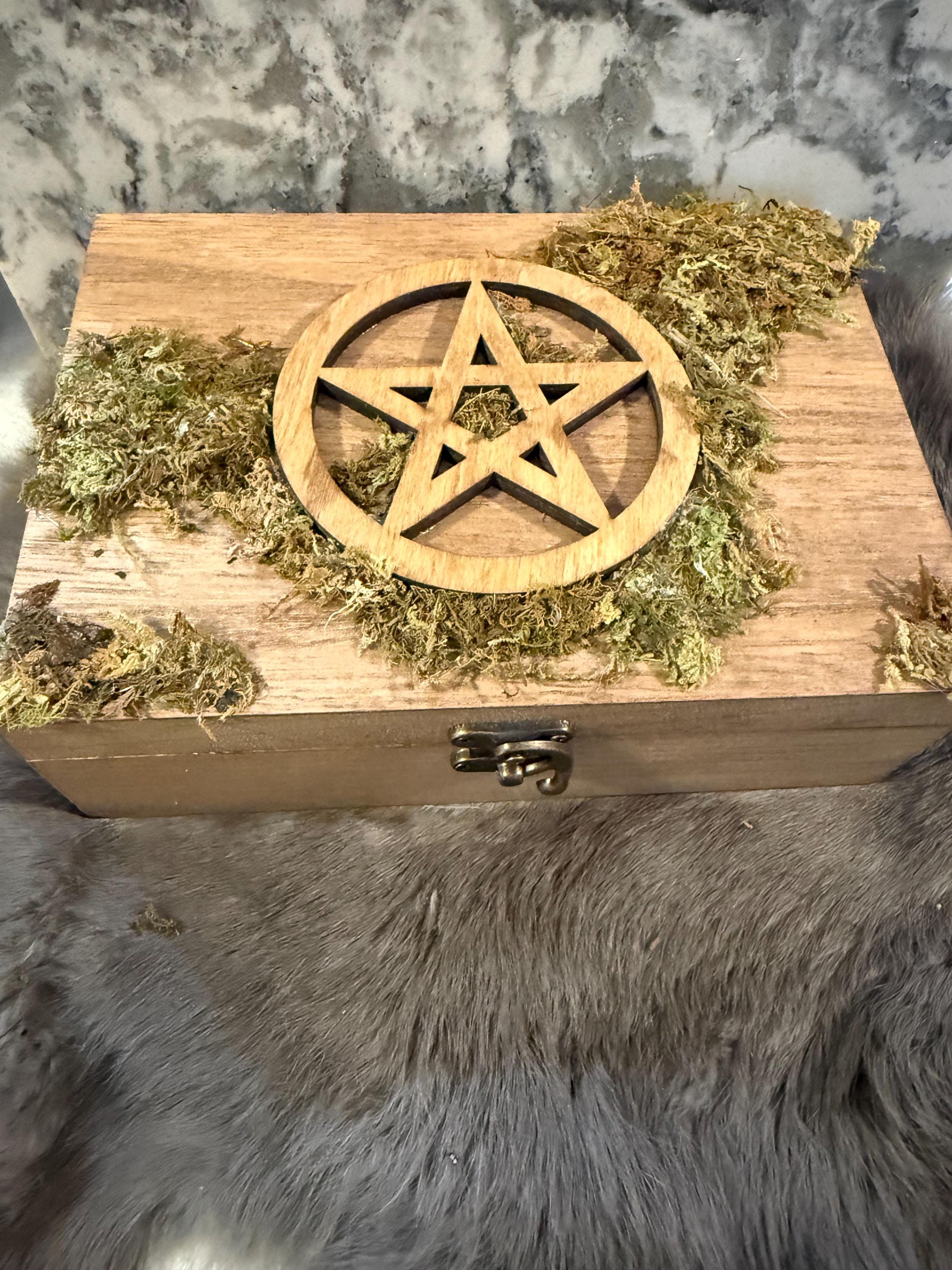 Green Witch Altar Box: Wooden Pentacle, Moss Adorned