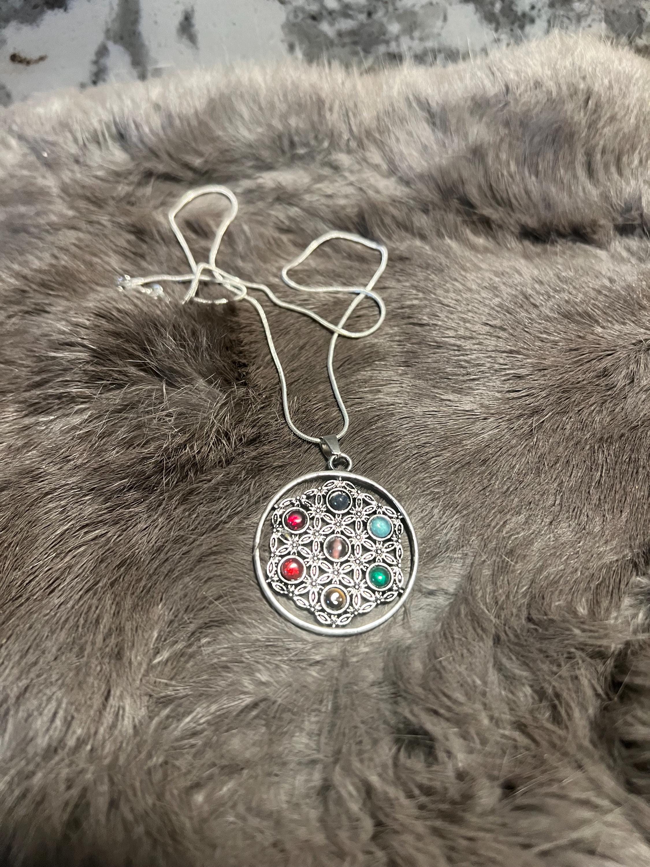 Flower of Life Crystal Grid Necklace: Gemstone Cabochan Pendant
