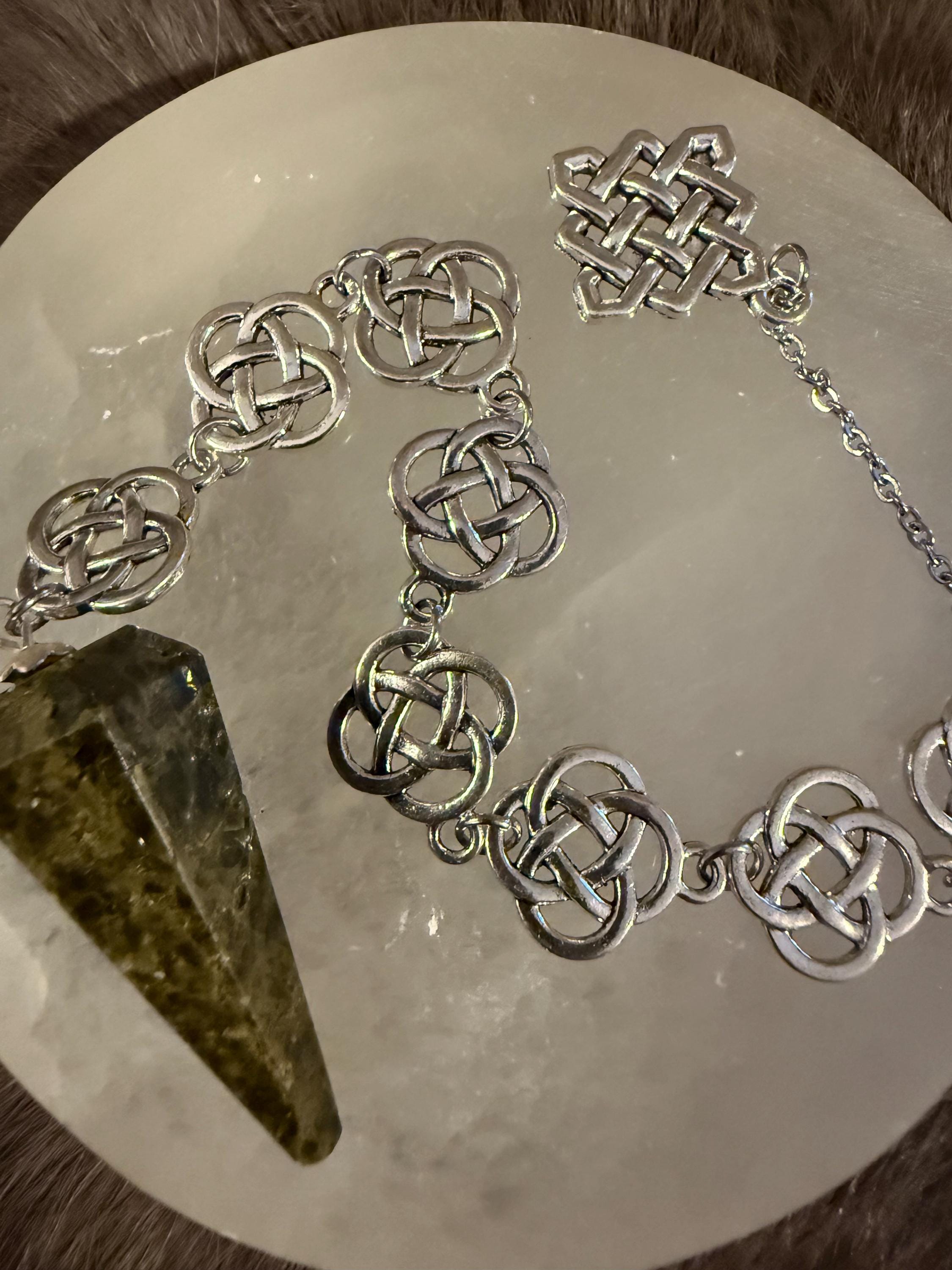 Green Tourmaline Pendulum: Beaded Celtic Knot Divination Tool