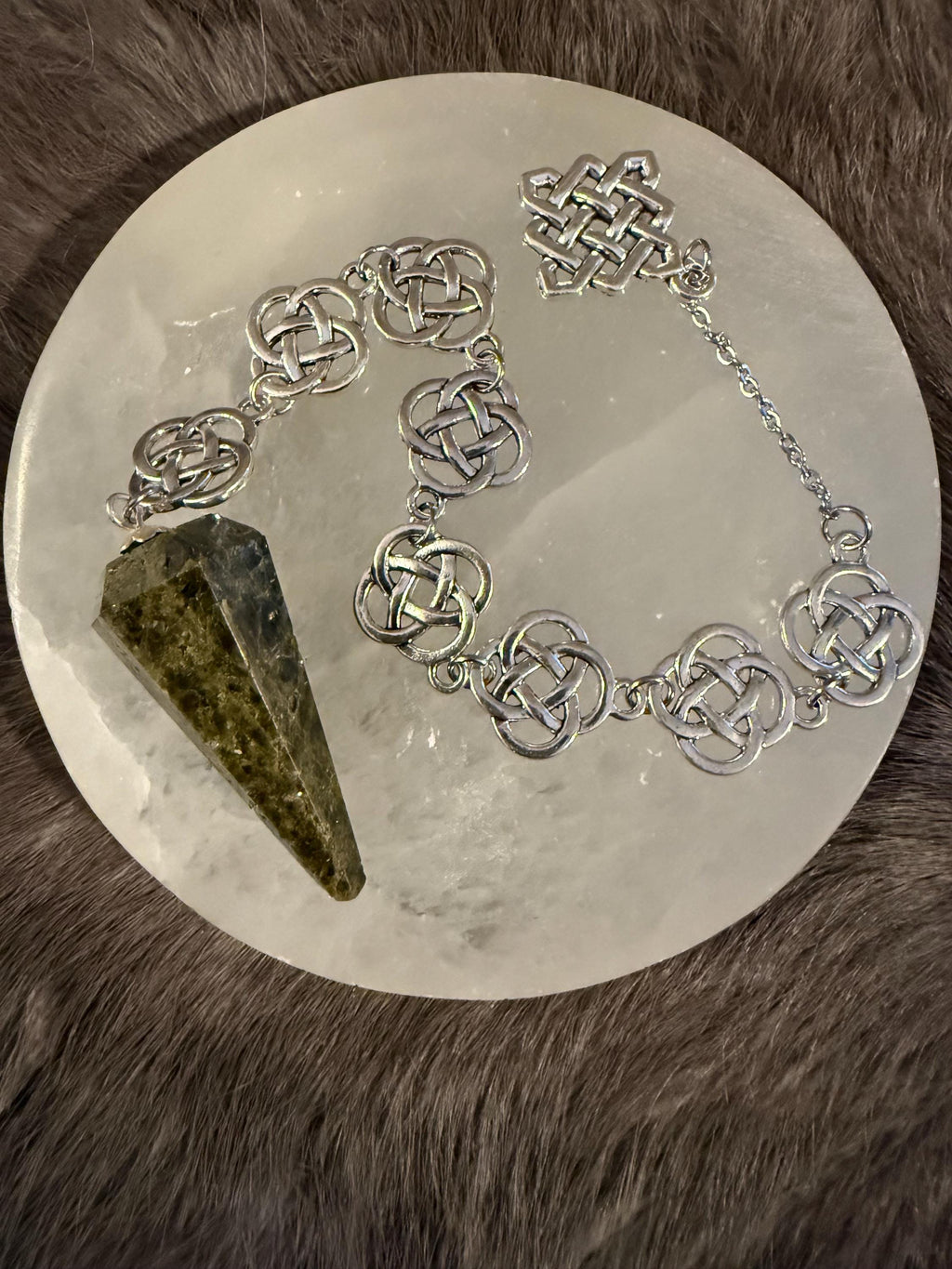 Green Tourmaline Pendulum: Beaded Celtic Knot Divination Tool