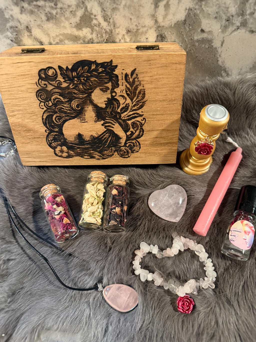 Aphrodite Altar Set: Diety Worship Tools