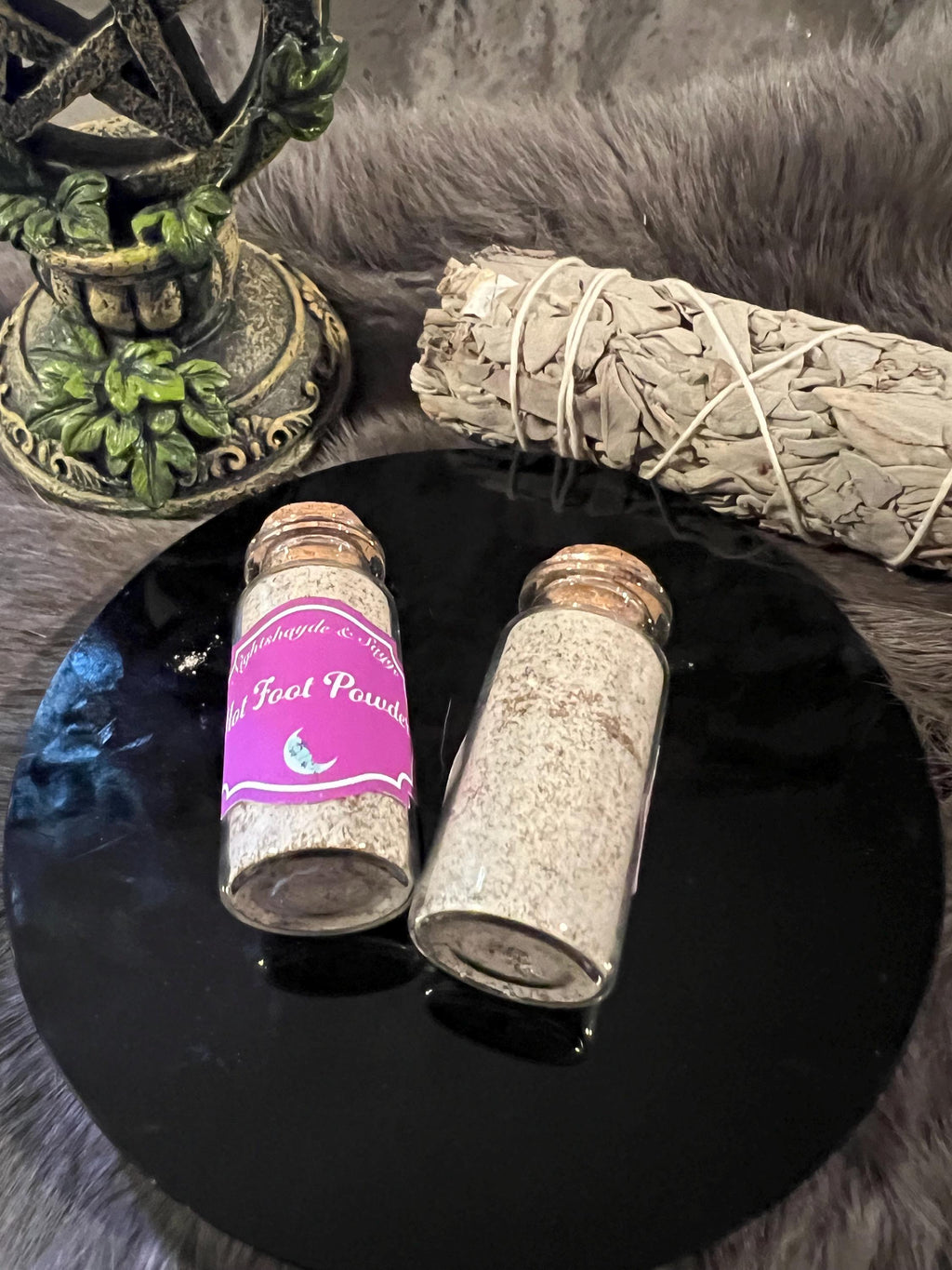 Hot Foot Powder: Hoodoo Offensive Magic - B*tch Be Gone