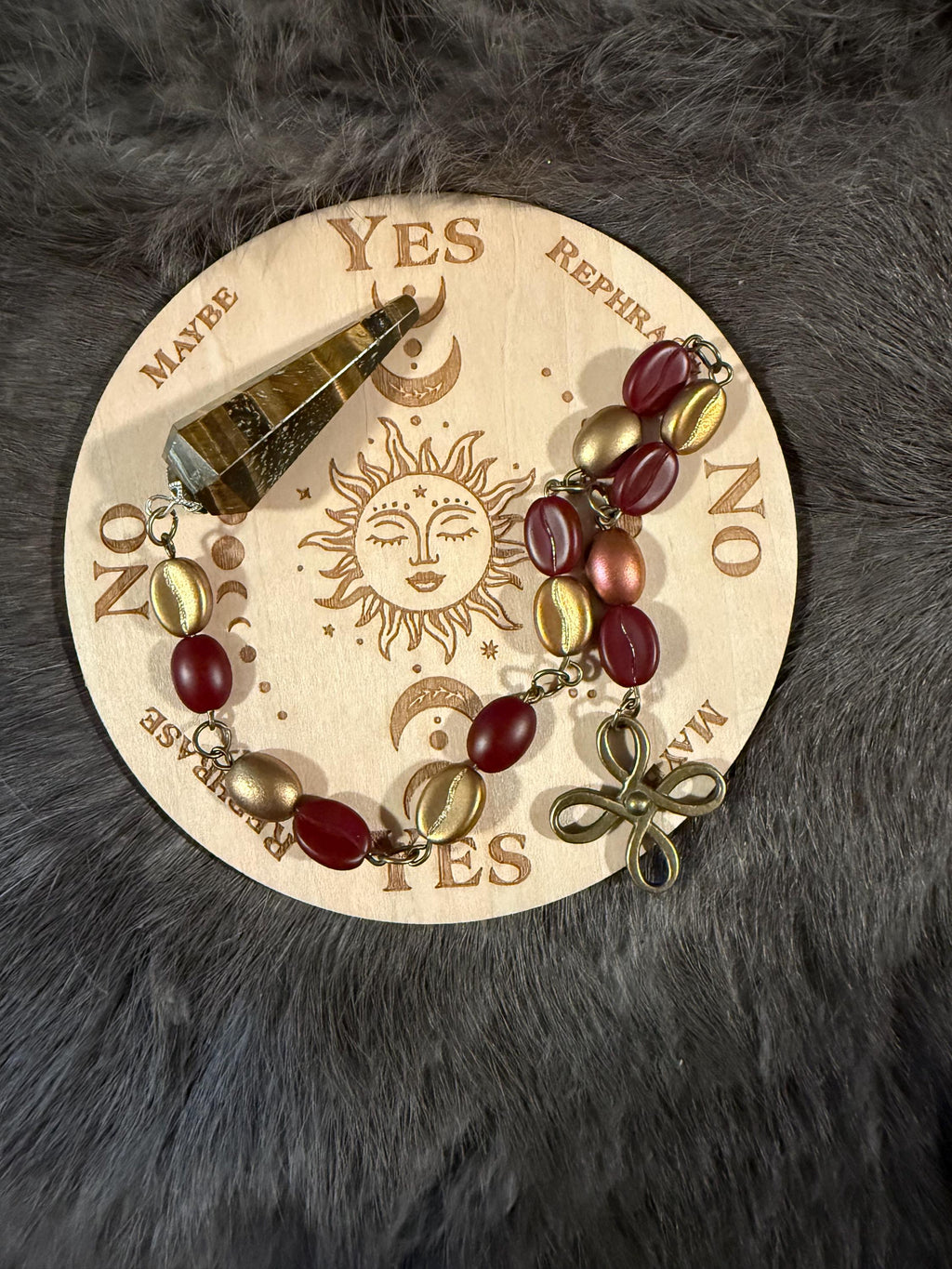Tiger's Eye Pendulum: Beaded Divination Tool with Celtic Knot