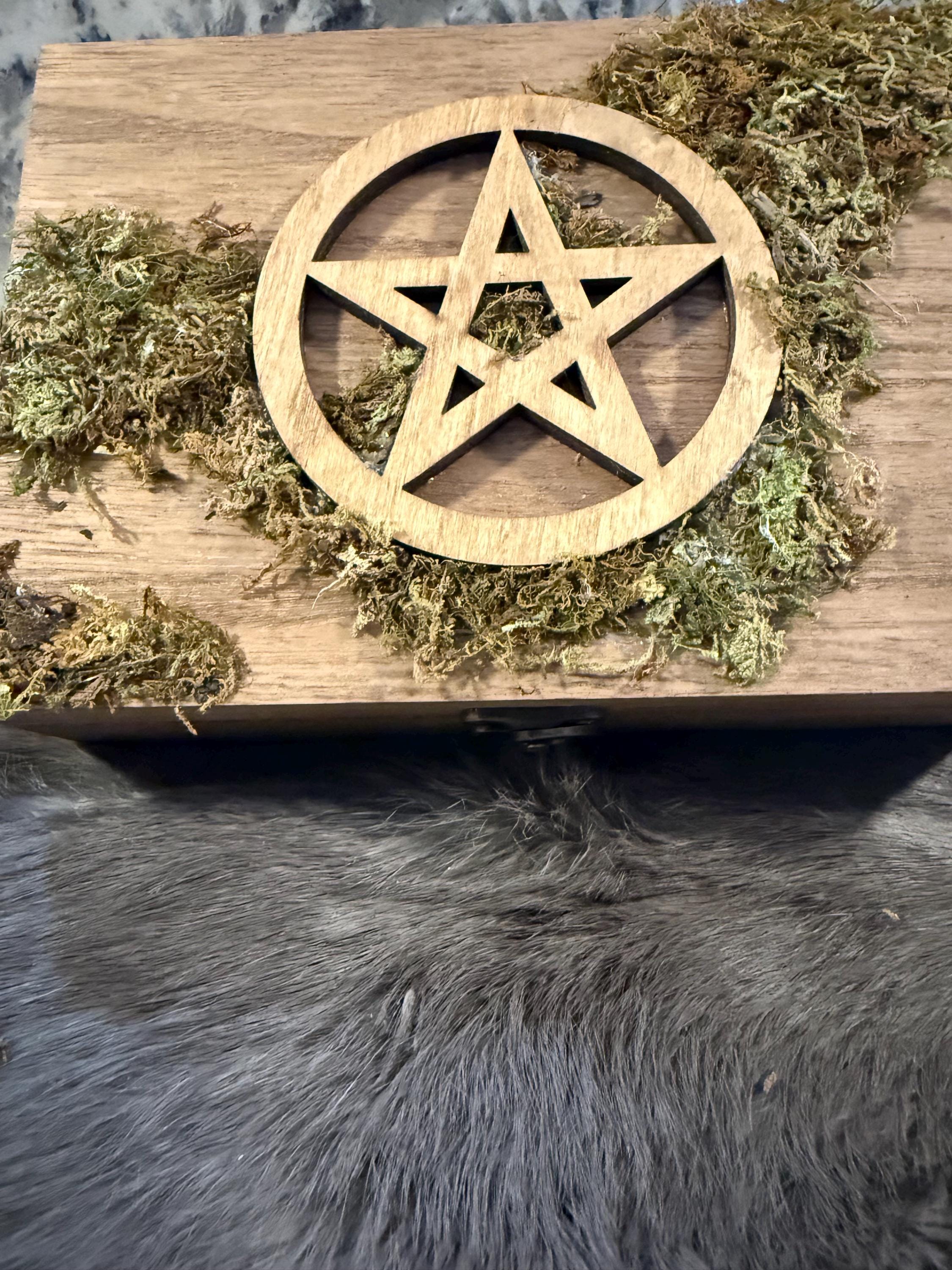 Green Witch Altar Box: Wooden Pentacle, Moss Adorned