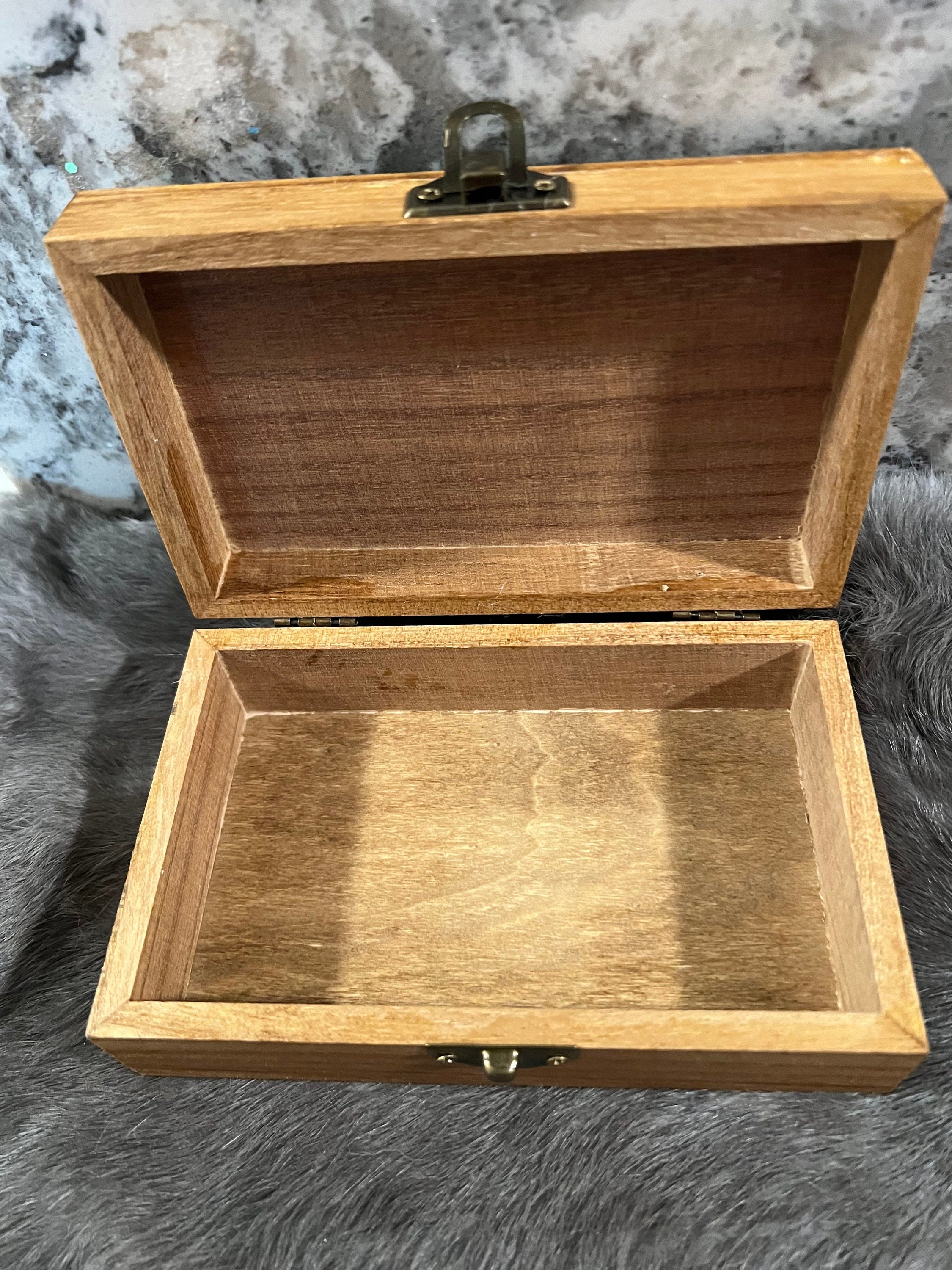 Etched Wood Tarot Card Box: Altar & Deck Storage