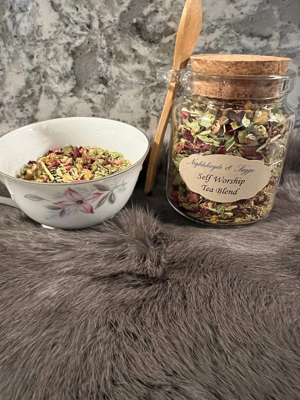 Self Love Herbal Tea: Organic Chamomile, Rose & Hibiscus (10oz Jar)