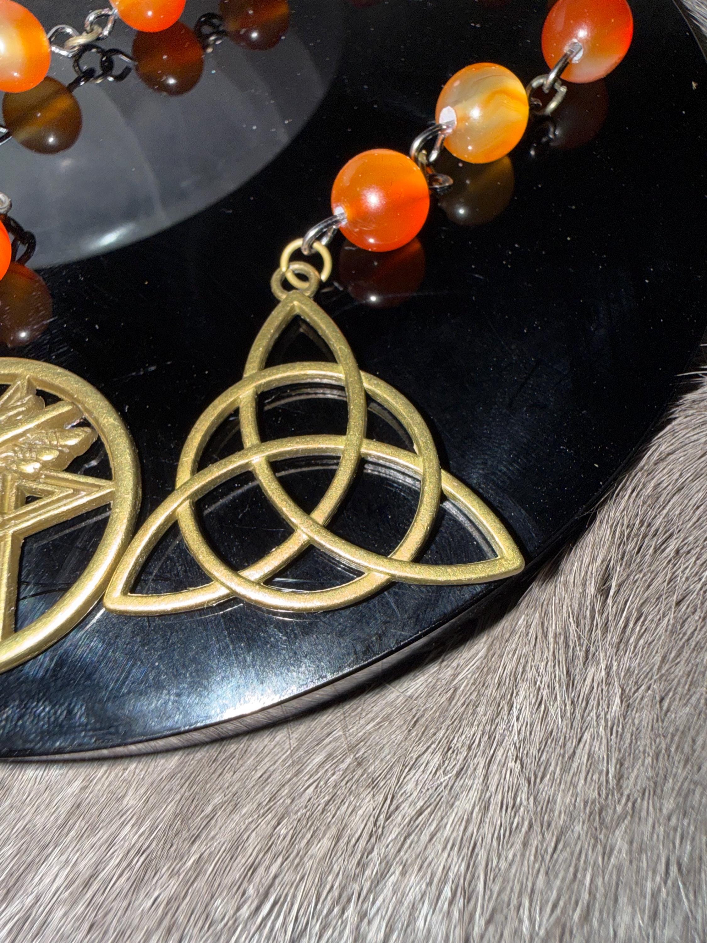 The Morrigan Diety Prayer Beads: Simple One Of A Kind Diety Prayer Bead Set