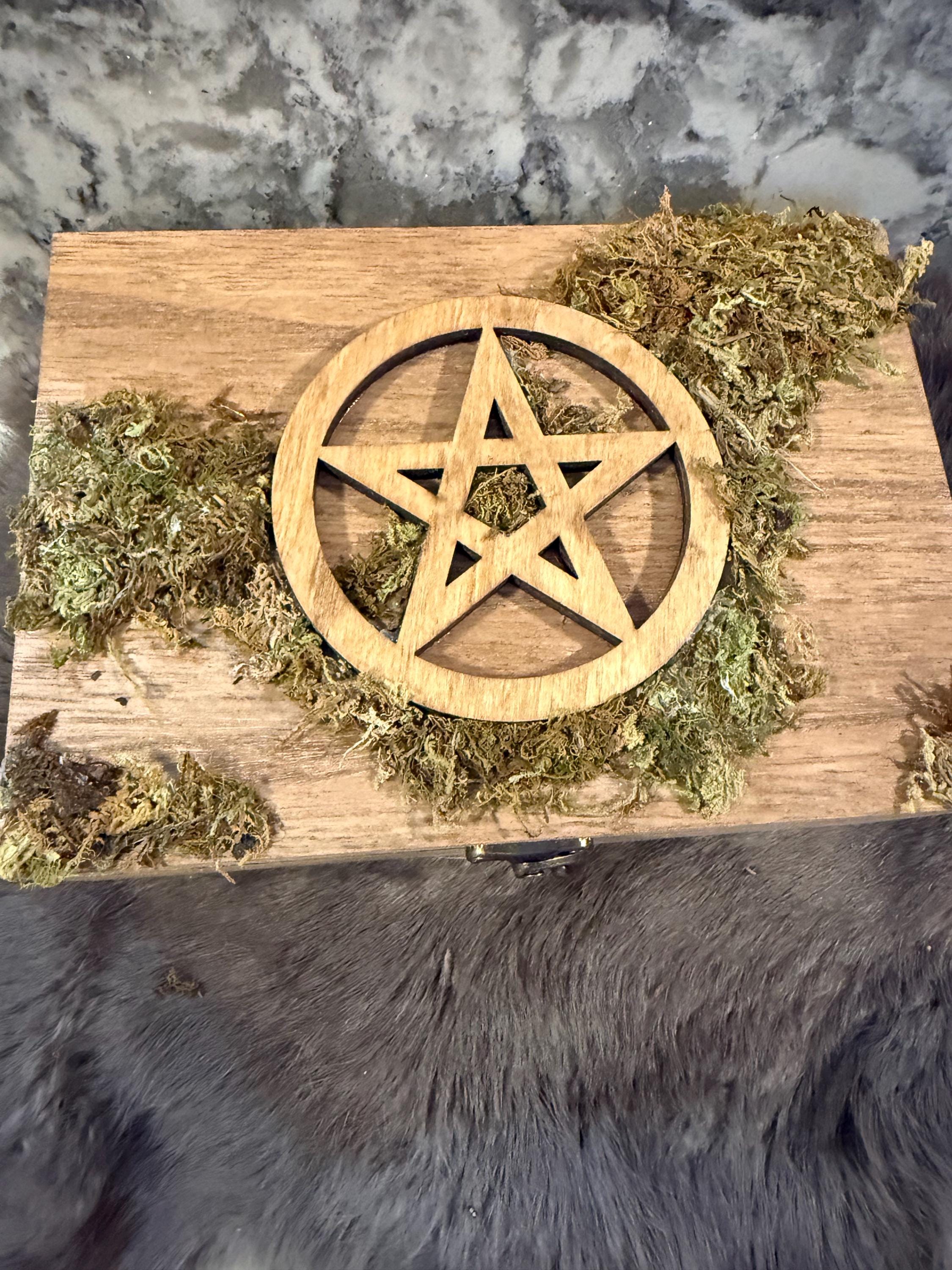 Green Witch Altar Box: Wooden Pentacle, Moss Adorned