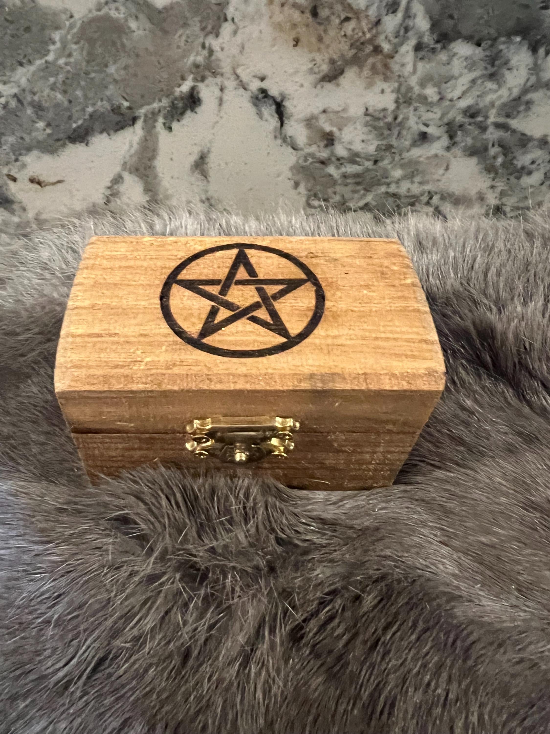 Wood Witch Rune Set – Custom Pyrography Divination with Box