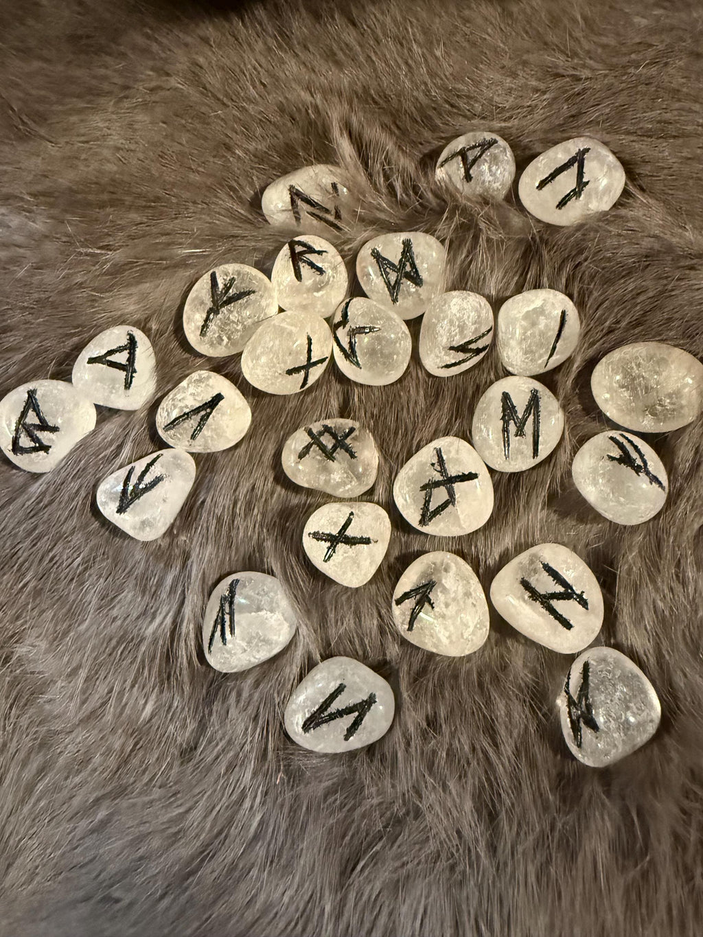 Gemstone Rune Set: Elder Futhark Runes With Thor’s Hammer Etched Wooden Box