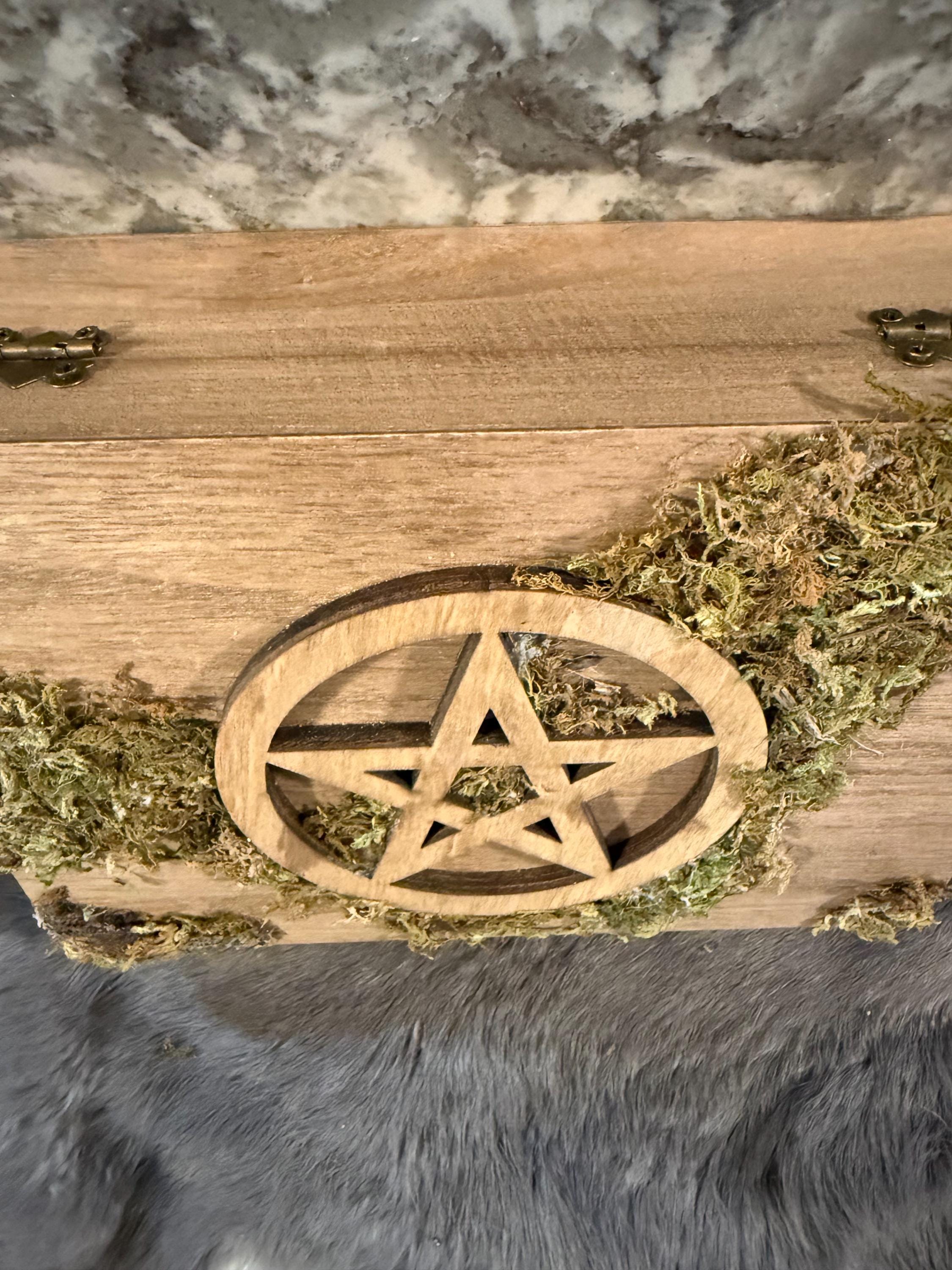 Green Witch Altar Box: Wooden Pentacle, Moss Adorned