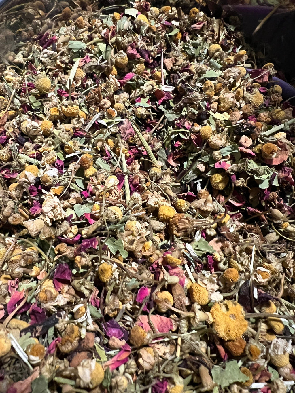 Self Love Herbal Tea: Organic Chamomile, Rose & Hibiscus (10oz Jar)