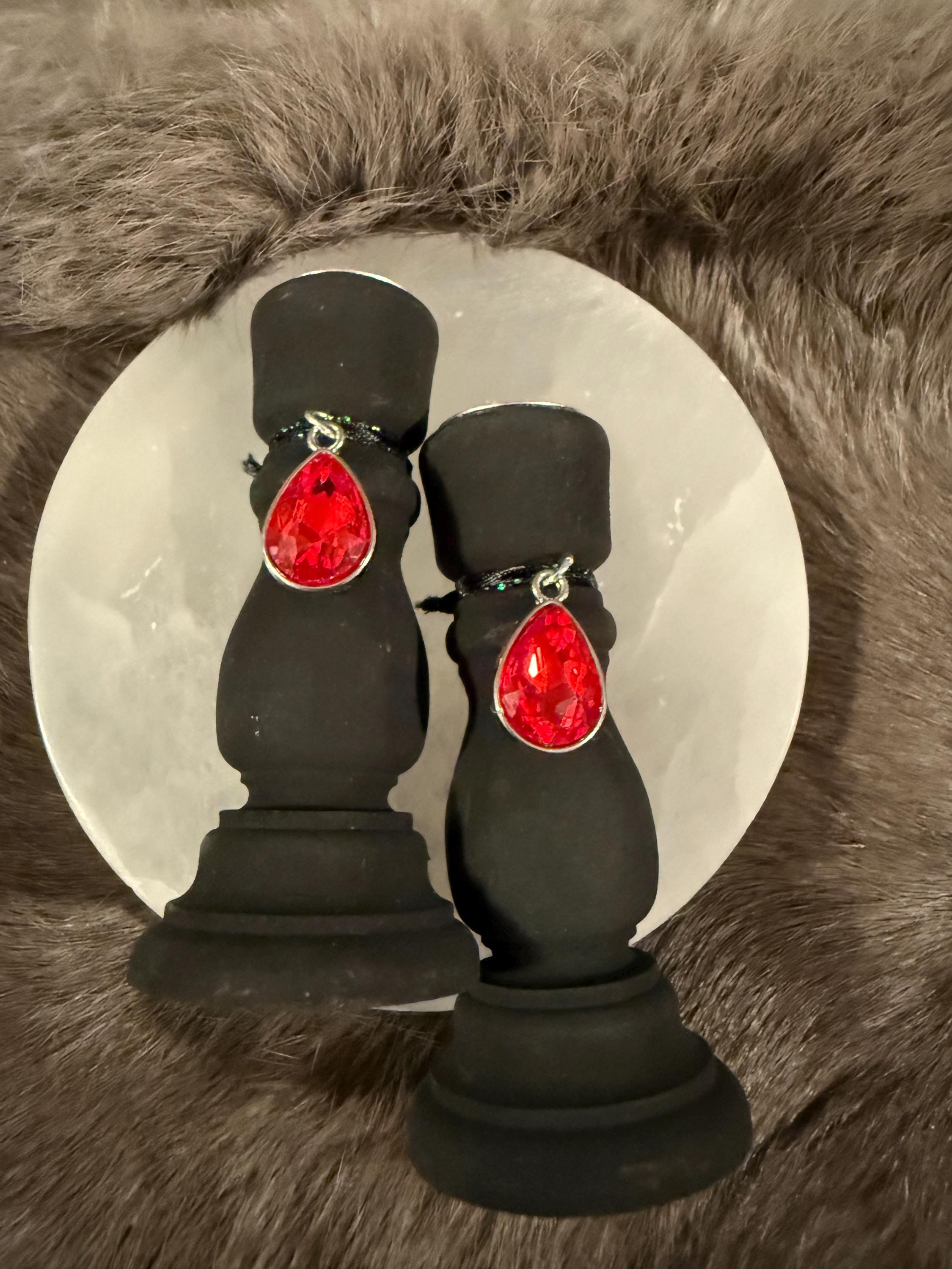 Lillith: Diety Chime Candle Holder Set