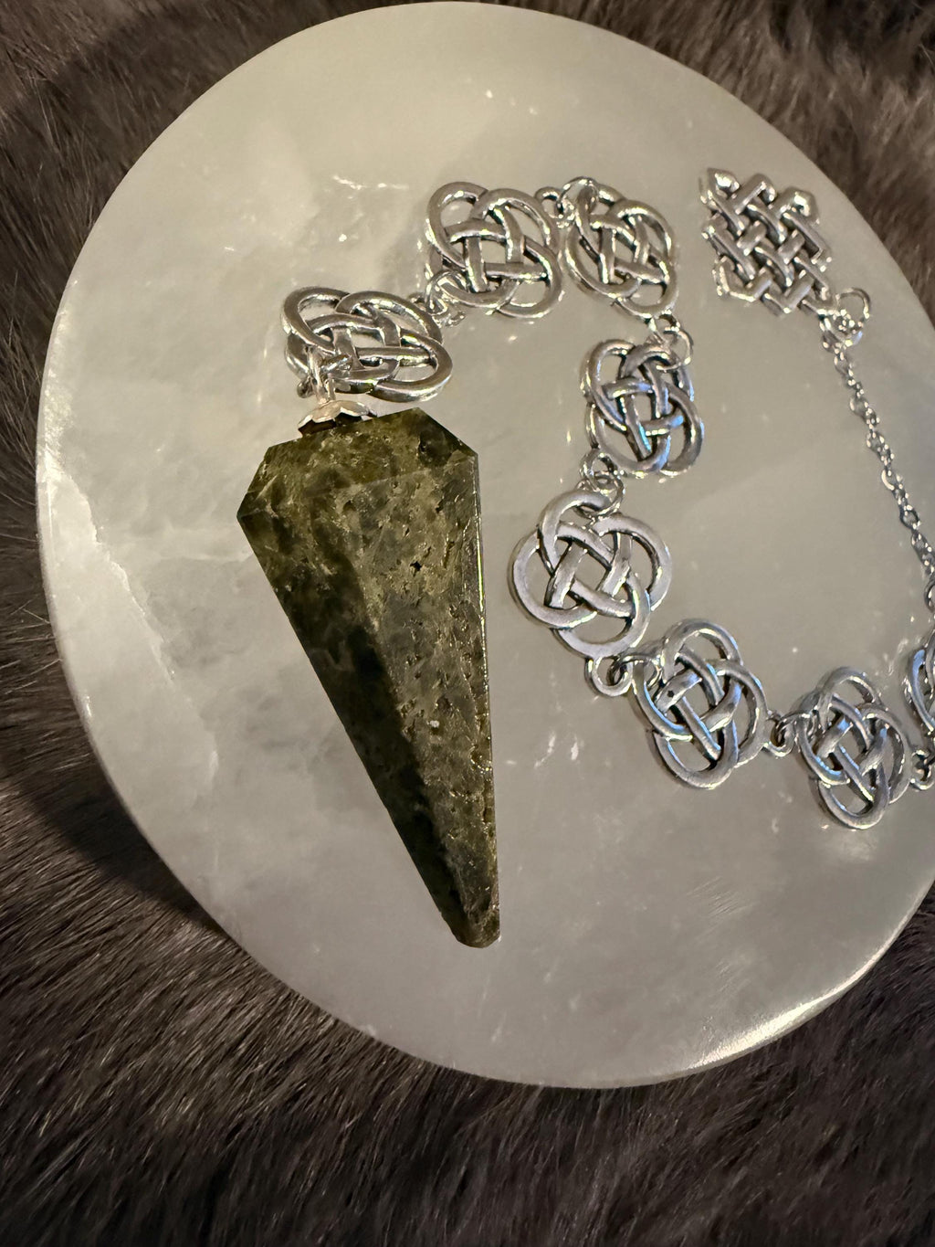 Green Tourmaline Pendulum: Beaded Celtic Knot Divination Tool