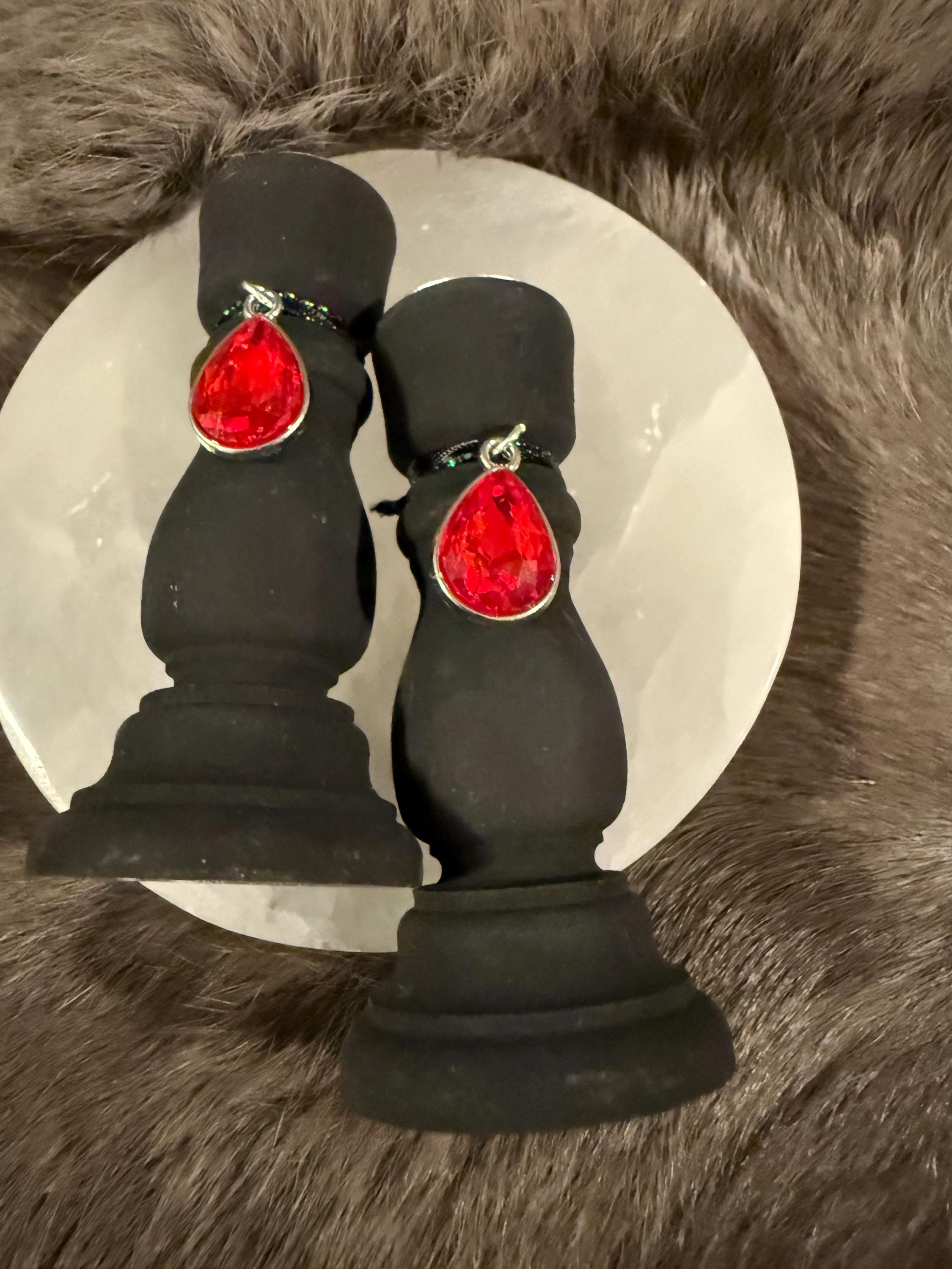 Lillith: Diety Chime Candle Holder Set